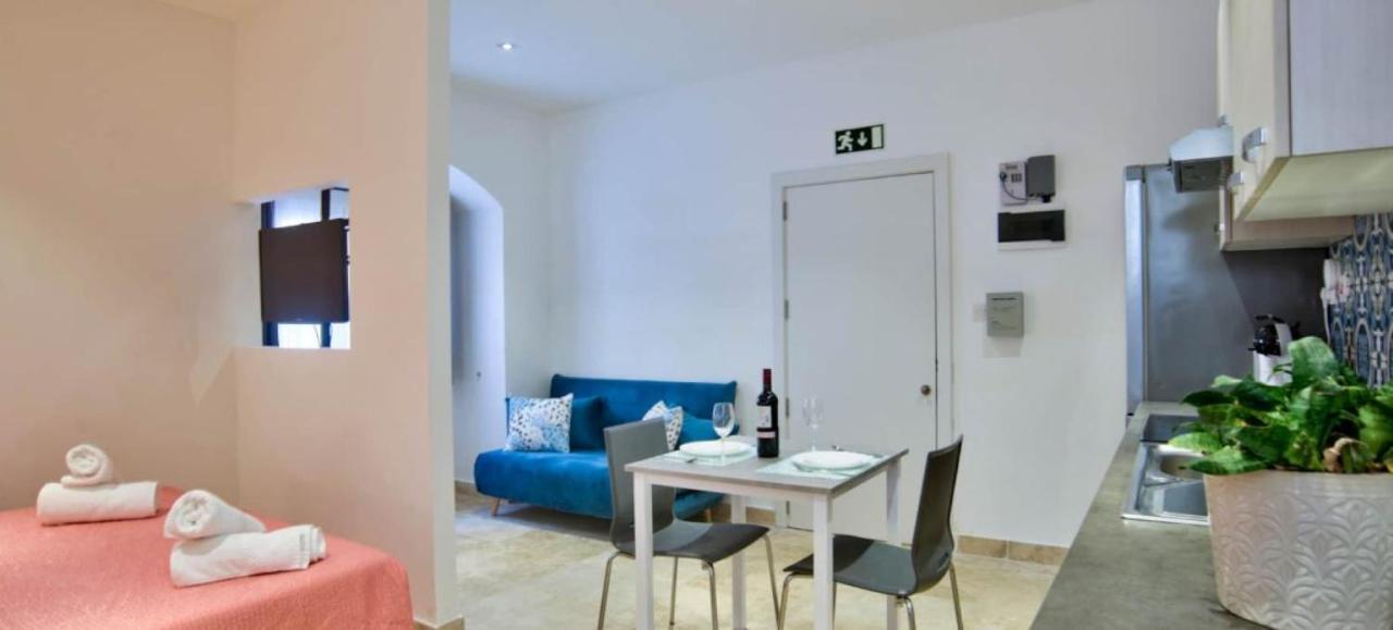 Ursula Apartments Self Catering Studios And 1-Br In Central Valletta By Tritoni Hotels Экстерьер фото